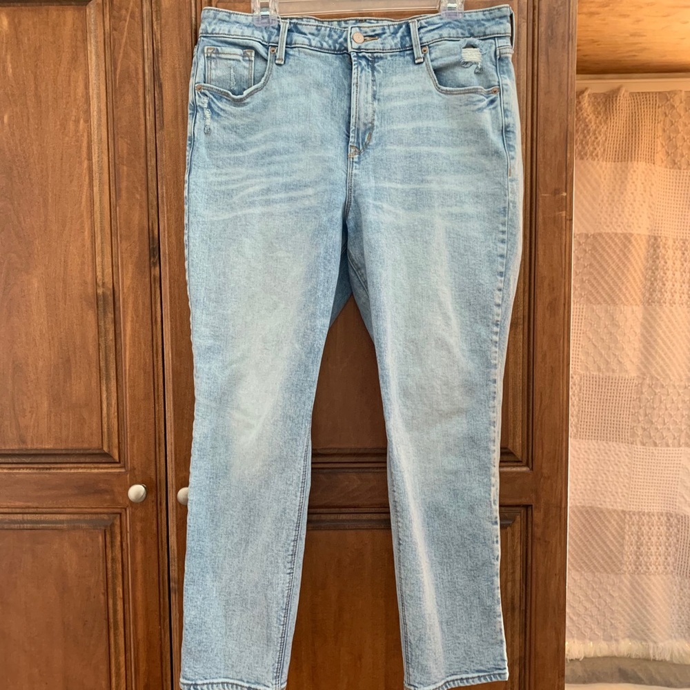Straight Leg jeans (mom jeans)